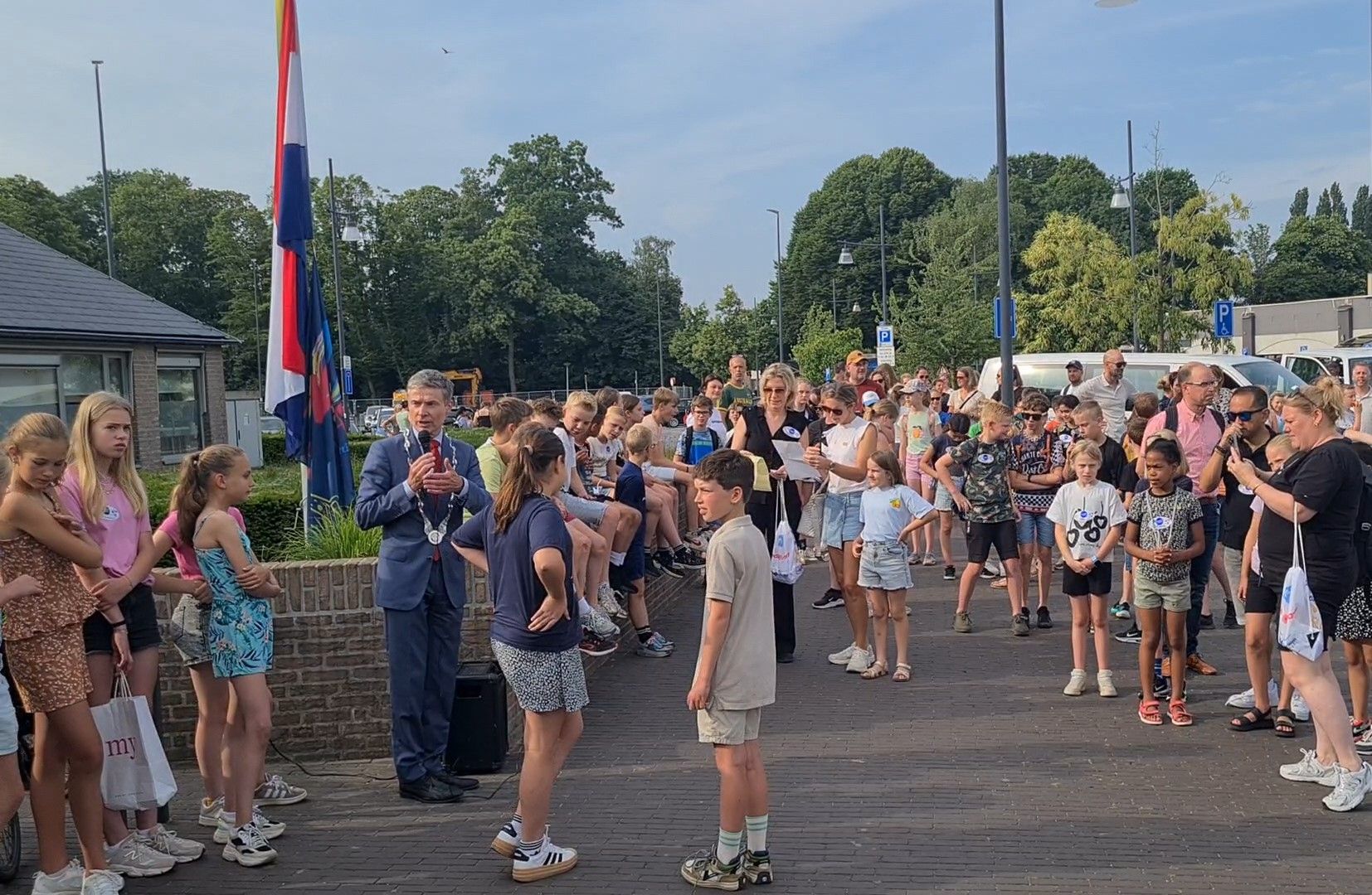 De officiële opening van de dag.