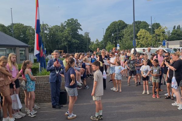 De officiële opening van de dag.